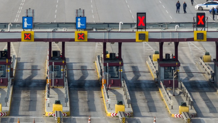 Οδηγός φορτηγού μπήκε ανάποδα στην εθνική Αθηνών-Θεσσαλονίκης από τα Μάλγαρα μέχρι τον Κόμβο Κλειδίου