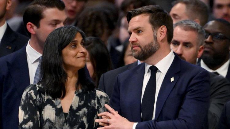 Ο Τζέι Ντι Βανς απαντά στις φήμες για τον γάμο του: Είναι πιο δυνατός από ποτέ