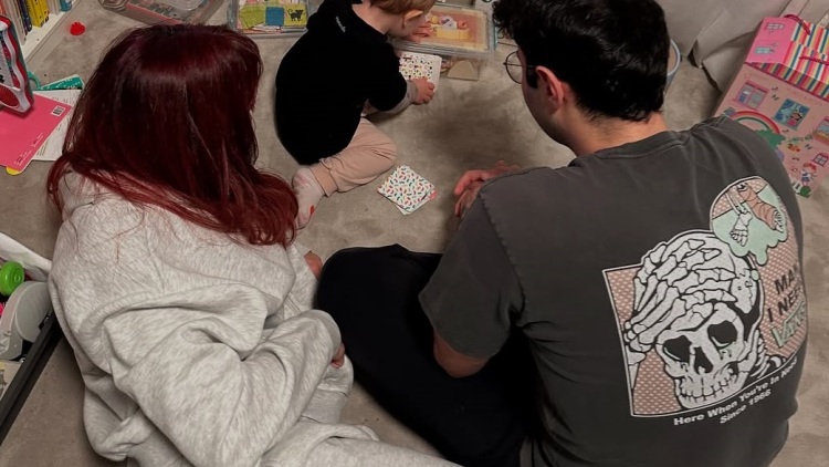 Μαίρη Συνατσάκη: Το συγκινητικό video για τα γενέθλια της κόρης της
