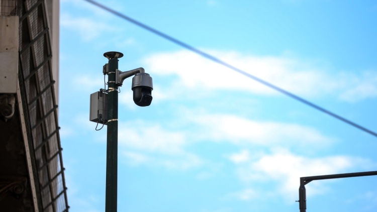 Δείτε ποια είναι τα 8 σημεία στην Αττική που μπαίνουν οι «έξυπνες» κάμερες μέχρι το τέλος του 2025