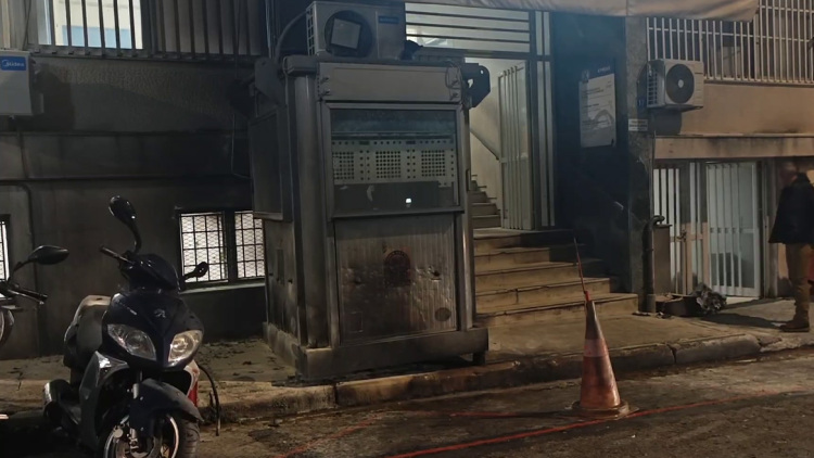 Επίθεση με μολότοφ στο ΑΤ Κυψέλης - Έγιναν 14 προσαγωγές