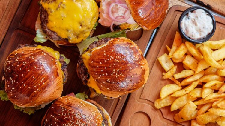 Το πιο νόστιμο δώρο της χρονιάς από την COSMOTE TELEKOM: 2€ έκπτωση σε κάθε παραγγελία BOX