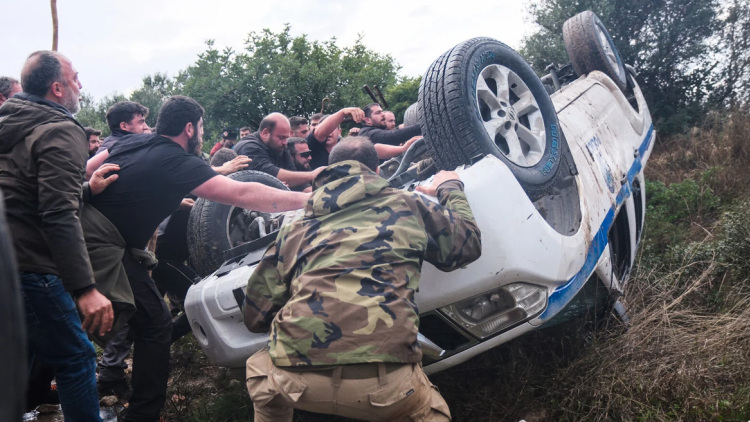 Πρωτοφανείς αγριότητες στην Κρήτη, αγρότες χτύπησαν αστυνομικούς: Ταυτοποιήθηκαν οι δράστες και διώκονται για εγκληματική οργάνωση, δείτε βίντεο και φωτογραφίες