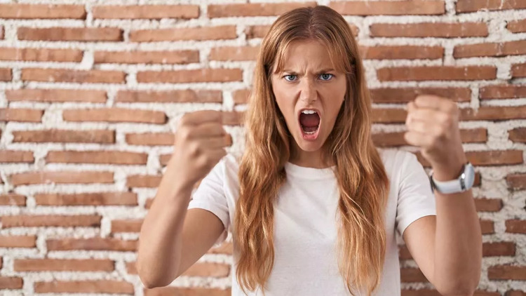 Ποια συναισθήματα επιδεινώνουν τον χρόνιο πόνο – Το προφίλ όσων ταλαιπωρούνται περισσότερο σύμφωνα με την επιστήμη
