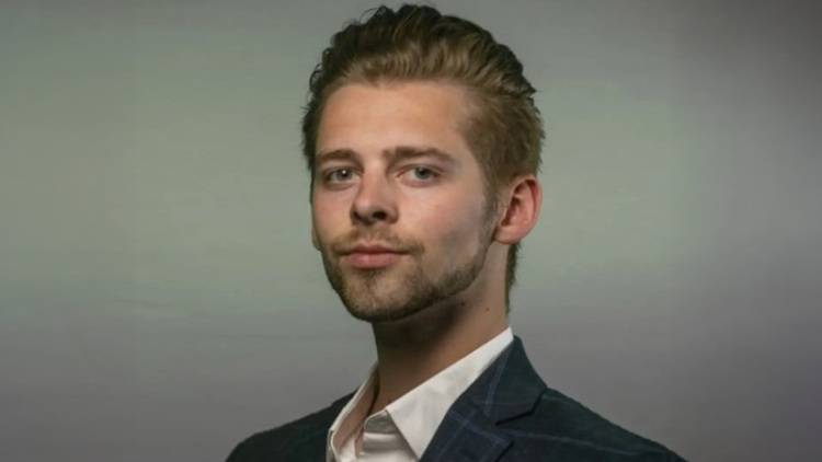 Γόνος πλούσιας οικογένειας δολοφόνησε με κουζινομάχαιρο τη σύντροφό του γιατί τον κατηγόρησε ότι της μετέδωσε αφροδίσιο νόσημα