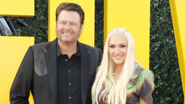 Γκουέν Στεφάνι και Μπλέικ Σέλτον: Άτομο από το περιβάλλον της τραγουδίστριας διαψεύδει τις φήμες περί χωρισμού