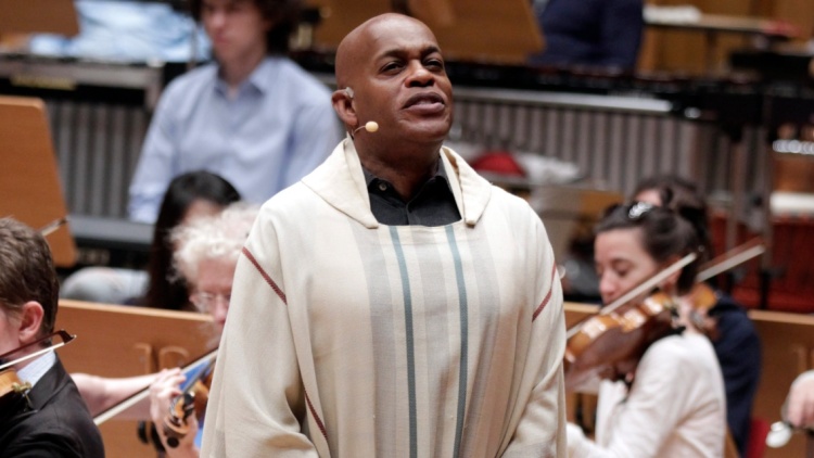 Mαχαίρωσαν μέχρι θανάτου τον υποψήφιο με Grammy Τζούμπιλαντ Σάικς - Η αστυνομία συνέλαβε τον γιο του