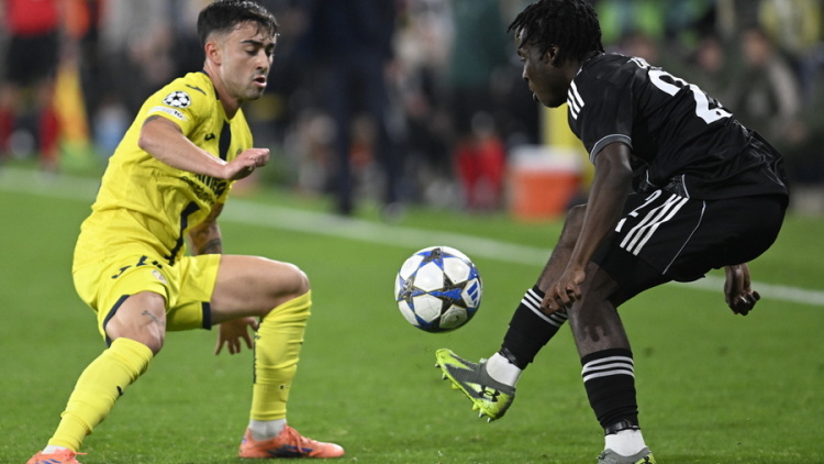 Γκάφα ολκής στο Βιγιαρεάλ - Κοπεγχάγη: Έπαιξαν τον ύμνο του Europa League αντί του Champions League, δείτε βίντεο 