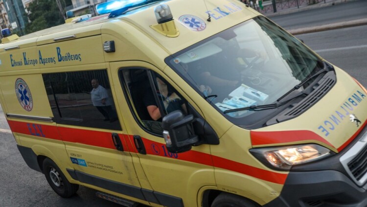 Ασυνείδητος οδηγός στο Ηράκλειο παρέσυρε πεζή, σκότωσε τον σκύλο της και εξαφανίστηκε