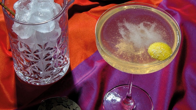 Κοκτέιλ σαμπάνιας: H εκλεπτυσμένη πρόταση για κάθε περίσταση