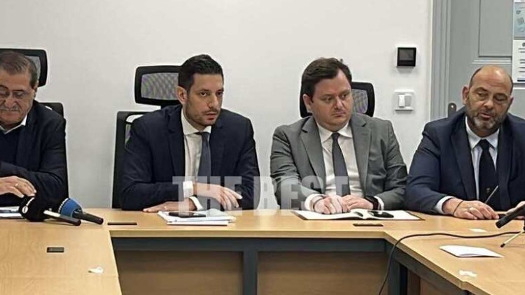 Κόντρα Κυρανάκη - Πελετίδη για τον σιδηρόδρομο στην Πάτρα: «Ο Δήμαρχος δεν θέλει να βρούμε λύση, κάνει σόου»