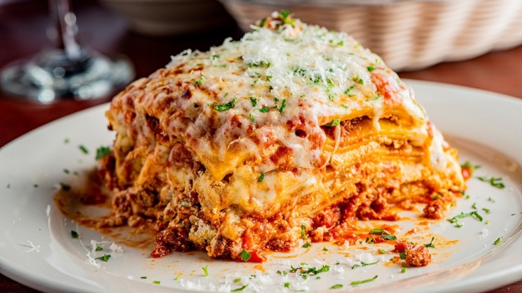 Λαζάνια μπολονέζ - η αυθεντική συνταγή