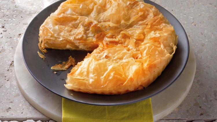 Πατσαβουρόπιτα με κατσικίσιο τυρί και λωτούς