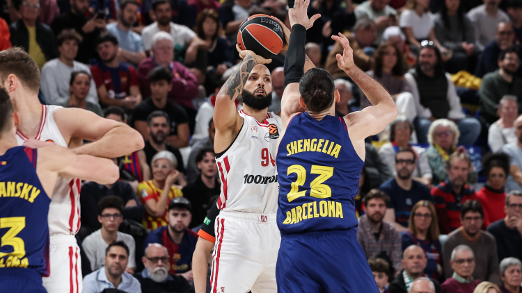 Μπαρτσελόνα - Ολυμπιακός 25-24 (Β' περίοδος): Πόντο πόντο η μάχη στη Βαρκελώνη, Live 