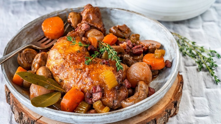 Κρασάτα, αρωματικά και πληθωρικά: Ένα πλήρες μενού για όλο το Σαββατοκύριακο