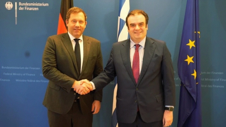 Πεπεισμένος ο Γερμανός ΥΠΟΙΚ ότι θα συνεχίσει την πολύ καλή συνεργασία με Πιερρακάκη, λέει το Βερολίνο
