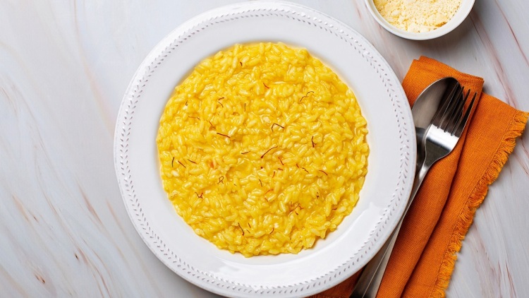 Ριζότο μιλανέζε - Risotto alla Milanese