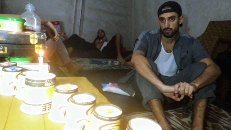 Συγκλονιστικές εικόνες από τα τούνελ της Χαμάς: Ισραηλινοί όμηροι γιορτάζουν τo Xάνουκα λίγο πριν εκτελεστούν, δείτε βίντεο