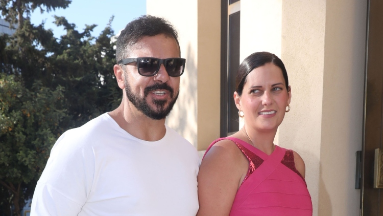 Τριαντάφυλλος: Με τη σύζυγό μου είμαστε σαν τον Καρβέλα με τη Βίσση