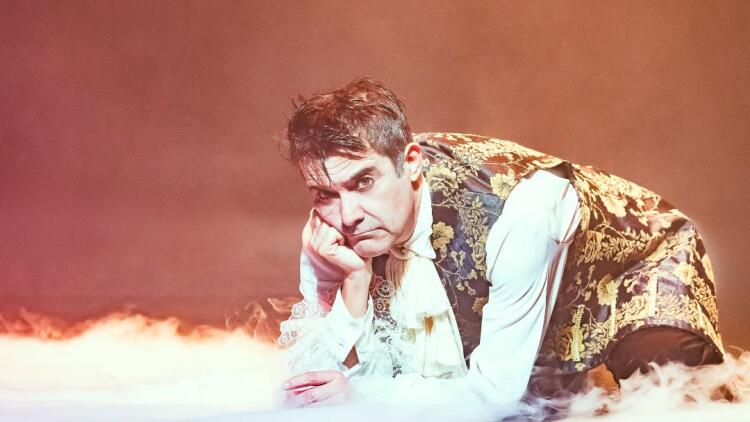 Γεράσιμος Γεννατάς: Πρωταγωνιστεί στον «Μισάνθρωπο» του Μολιέρου για τα 50ά γενέθλια του Θεσσαλικού Θέατρου