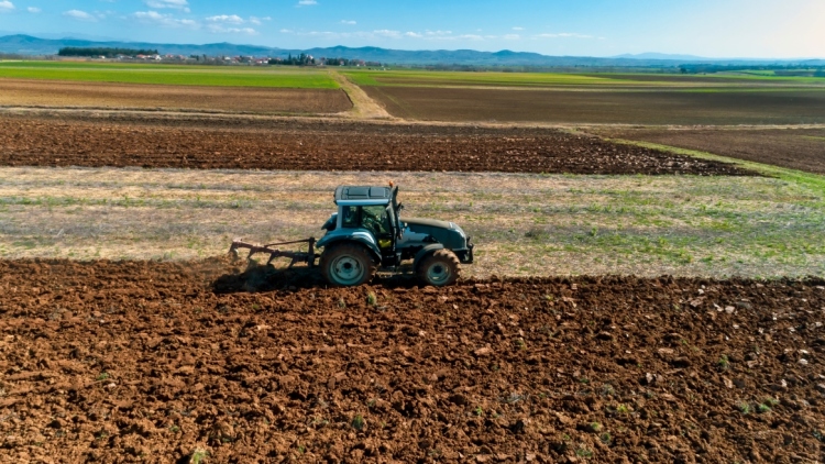 Πληρωμές 487,9 εκατ. ευρώ από ΟΠΕΚΕΠΕ και ΕΛΓΑ - Στα 3,2 δισ. ευρώ οι πληρωμές προς τους αγρότες για το 2025