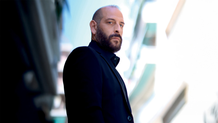 Διονύσης Στραβοράβδης: Ο καλός, ο κακός και... oι άγιοι