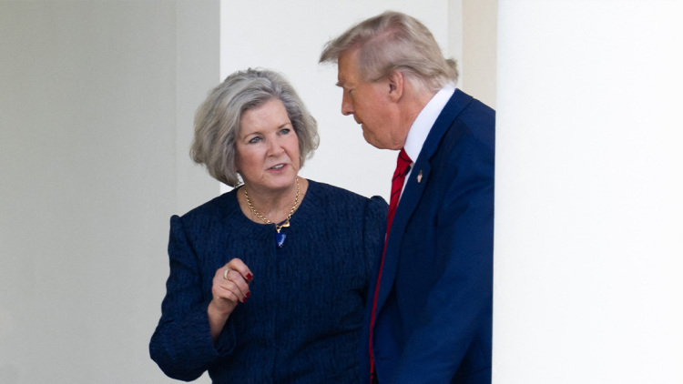 Η μοναδική γυναίκα που έχει διαβάσει καλά τον απρόβλεπτο Τραμπ και μπορεί να τον συγκρατήσει