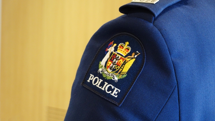 Ένοχος για κατοχή παιδοπορνογραφικού και κτηνοβατικού υλικού πρώην υπαρχηγός της αστυνομίας της Νέας Ζηλανδίας
