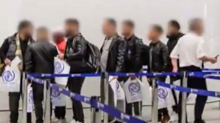 Πλεύρης: Οργανώσαμε την επιστροφή 80 ατόμων σε Συρία, Μπαγκλαντές, Πακιστάν, Αίγυπτο και Ινδονησία