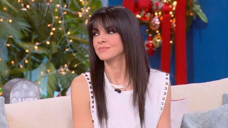 Μαρία Σολωμού: Είμαι σχεσάκιας, αλλά έχω και το single mentality, δεν σκέφτομαι καθόλου τον γάμο