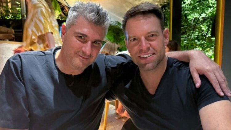 «Κάθε άνθρωπος έχει δικαίωμα στον αυτοεξευτελισμό του» λέει ο Μωραΐτης μετά από συνέντευξη Κασσελάκη σε vidcast