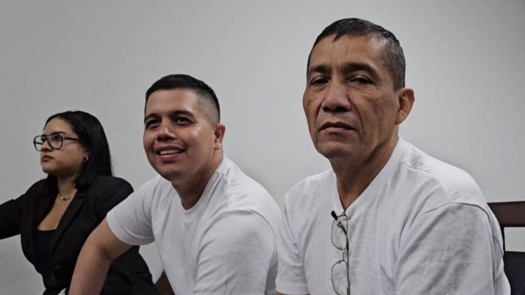 Τριετής φυλάκιση σε δικηγόρο και ηγέτη κοινότητας επειδή διαδήλωσαν κοντά στην κατοικία του προέδρου του Ελ Σαλβαδόρ 
