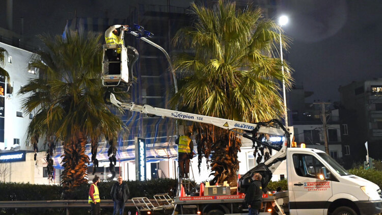 Ξεκίνησε χθες Πέμπτη η εγκατάσταση των 388 έξυπνων καμερών της Περιφέρειας Αττικής, δείτε φωτογραφίες