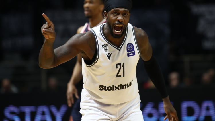 ΠΑΟΚ: Οι πρώτοι πόντοι του Μπέβερλι με τη φανέλα του Δικεφάλου, βίντεο 