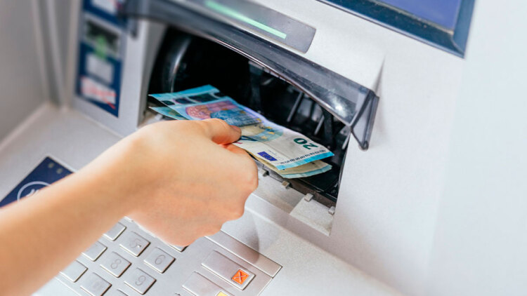 Χάρτης πληρωμών και ελαφρύνσεων για το 2026: Τι ισχύει για αγρότες, συνταξιούχους, ενοικιαστές, ιδιοκτήτες και μισθωτούς