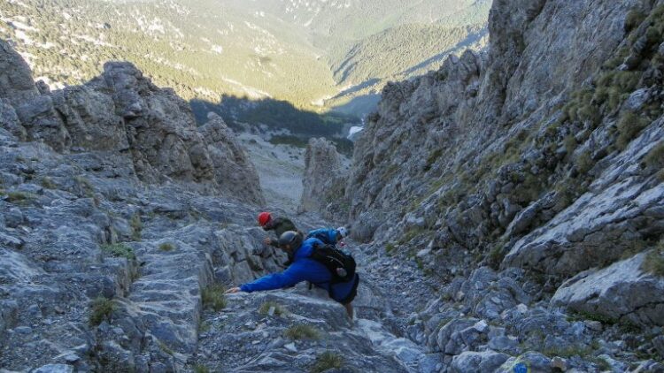 Επιχείρηση διάσωσης στον Όλυμπο: Μολδαβός προσπάθησε να ανέβει στην κορυφή χωρίς κατάλληλο εξοπλισμό και εγκλωβίστηκε
