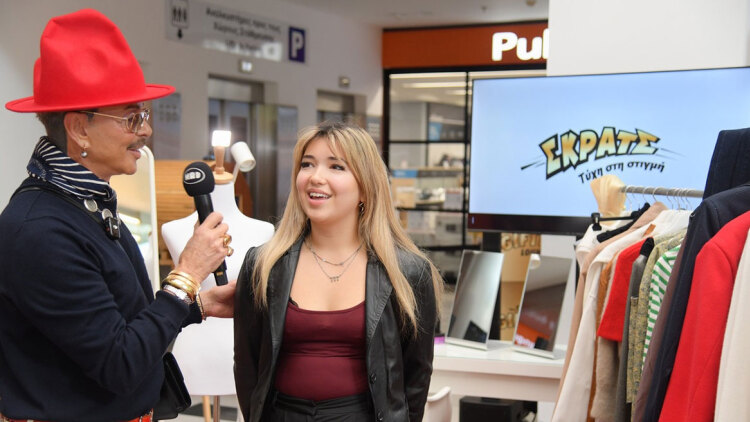 Γιορτινό styling από τον Λάκη Γαβαλά στο MadWalk Gifting Lounge by ΣΚΡΑΤΣ