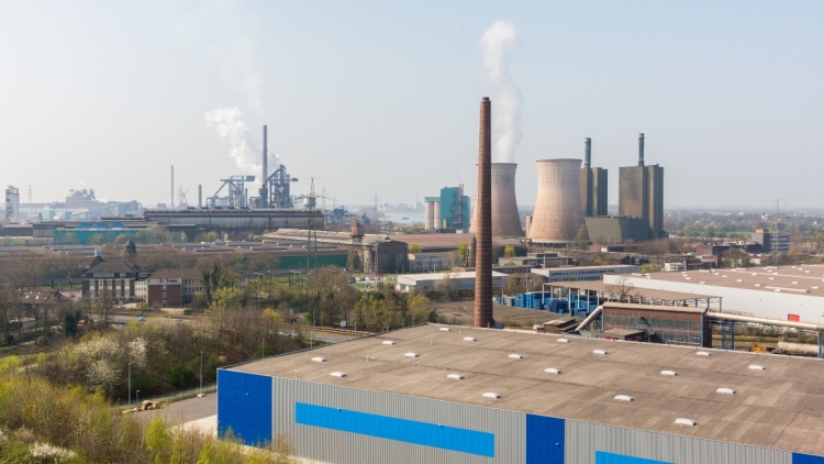 Γερμανία: Στα ύψη η απογοήτευση των επιχειρηματιών, περισσότερες ώρες και χρόνια δουλειάς ζητά η υπουργός Οικονομίας 