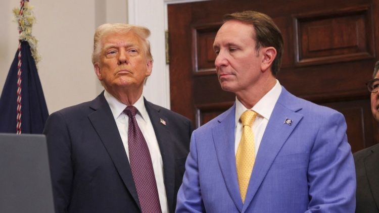 Ο Τραμπ ονομάζει τον κυβερνήτη της Λουιζιάνας ειδικό απεσταλμένο στη Γροιλανδία 