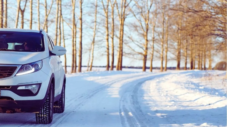 Πώς να προετοιμάσεις σωστά το αυτοκίνητό σου για τον χειμώνα
