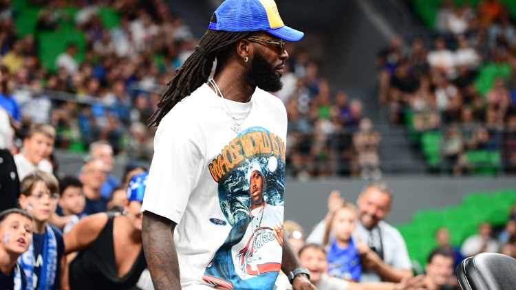 Λεσόρ:  Δεν πιστεύω στον Άγιο Βασίλη αλλά στον Θεό, προσεύχομαι καθημερινά να με βοηθήσει σε αυτή τη δύσκολη στιγμή, βίντεο 