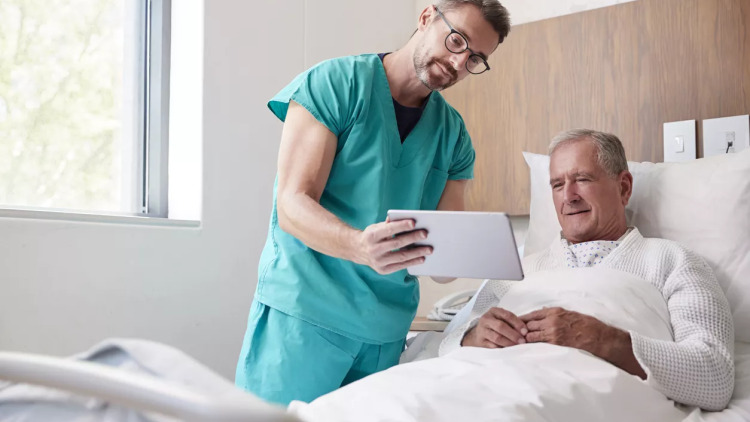 Ιδιωτική ασφάλιση: Βιώσιμη λύση για το ασφαλιστικό κενό στην υγεία