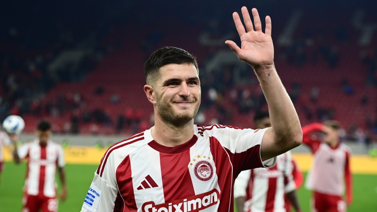 Ο Λορέντσο Πιρόλα απάντησε στο δίλημμα πίτσα ή σουβλάκι