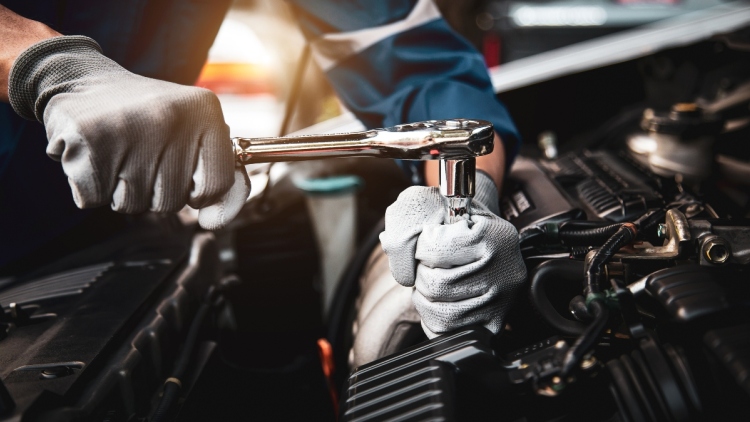 Οι οδηγοί αναβάλλουν την τακτική συντήρηση των αυτοκινήτων λόγω του υψηλού κόστους κόστους
