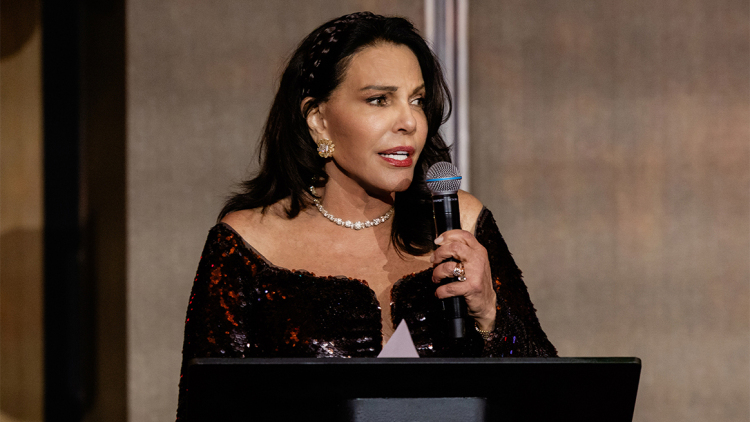 Μια λαμπερή χριστουγεννιάτικη βραδιά από την «Καλλιπάτειρα»