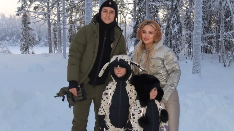 Οι χριστουγεννιάτικες αποδράσεις και οι οικογενειακές φωτογραφίες διάσημων ποδοσφαιριστών