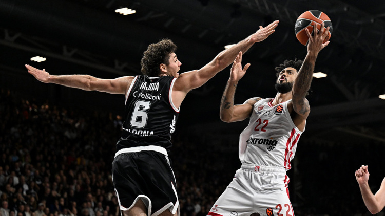 Βίρτους Μπολόνια - Ολυμπιακός 32-40 (Β' περίοδος): Live η αναμέτρηση για τη Euroleague