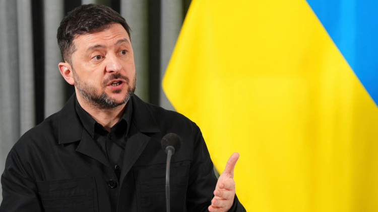 Ζελένσκι: Δημοψήφισμα για το ειρηνευτικό σχέδιο Τραμπ, αν η Ρωσία συμφωνήσει σε κατάπαυση πυρός