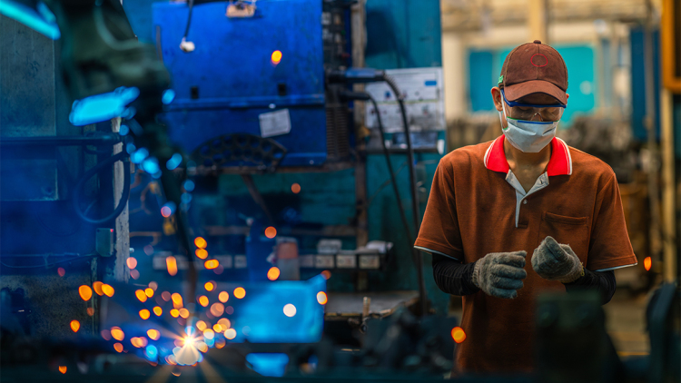 Όταν η δουλειά δεν σταματά ποτέ: Ο κινεζικός κανόνας 996 που υιοθετούν στις ΗΠΑ