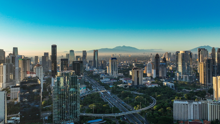 Τζακάρτα: Εγινε η μεγαλύτερη πόλη στον κόσμο με 42 εκατομμύρια ανθρώπους πάνω σε κινούμενη άμμο